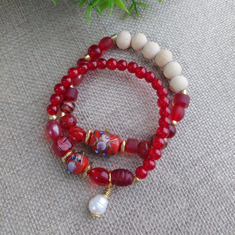 NWT Boho Red Set of 2 Handcrafted Bracelets Oils Diffuser Freshwater Pearls